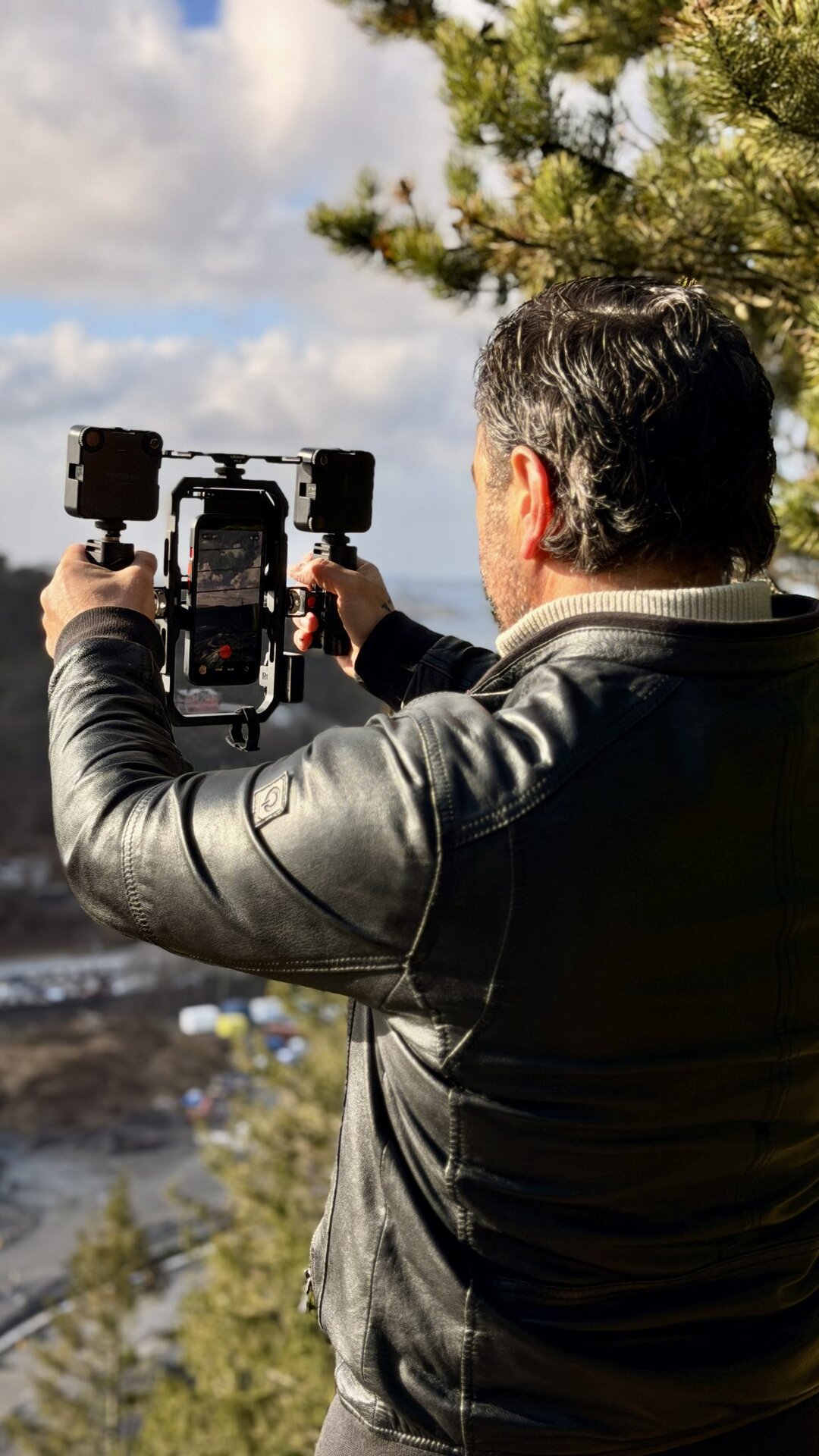 Jan Frode filmer vertikal video for Vekstpakken
